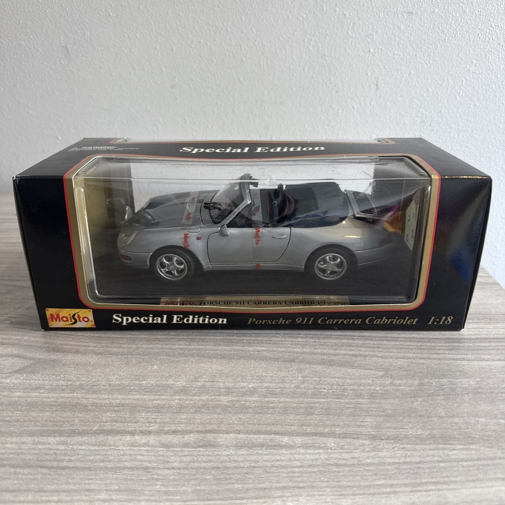 1/18 Maisto 1994 Porsche 911 Carrera Cabriolet Silver Special Edition NIB